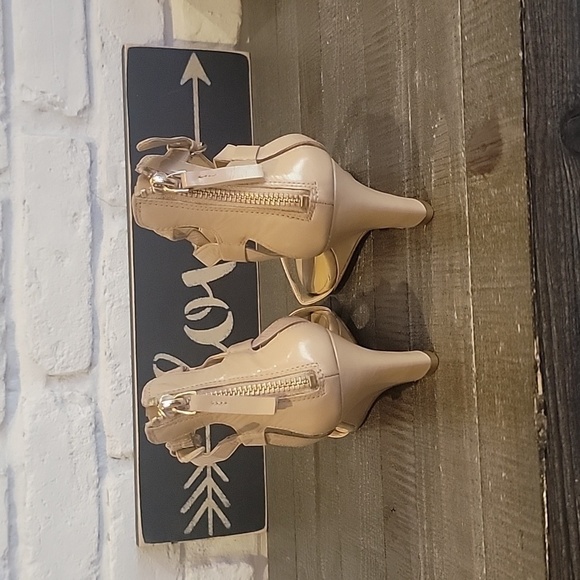 Nine West demi wedges - Picture 3 of 5